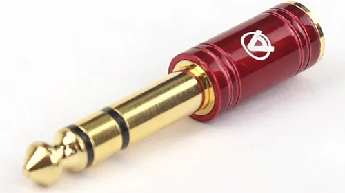 AuraSonics J35J63 Переходник 6,35 мм стерео штекер - 3,5 мм стерео гнездо.